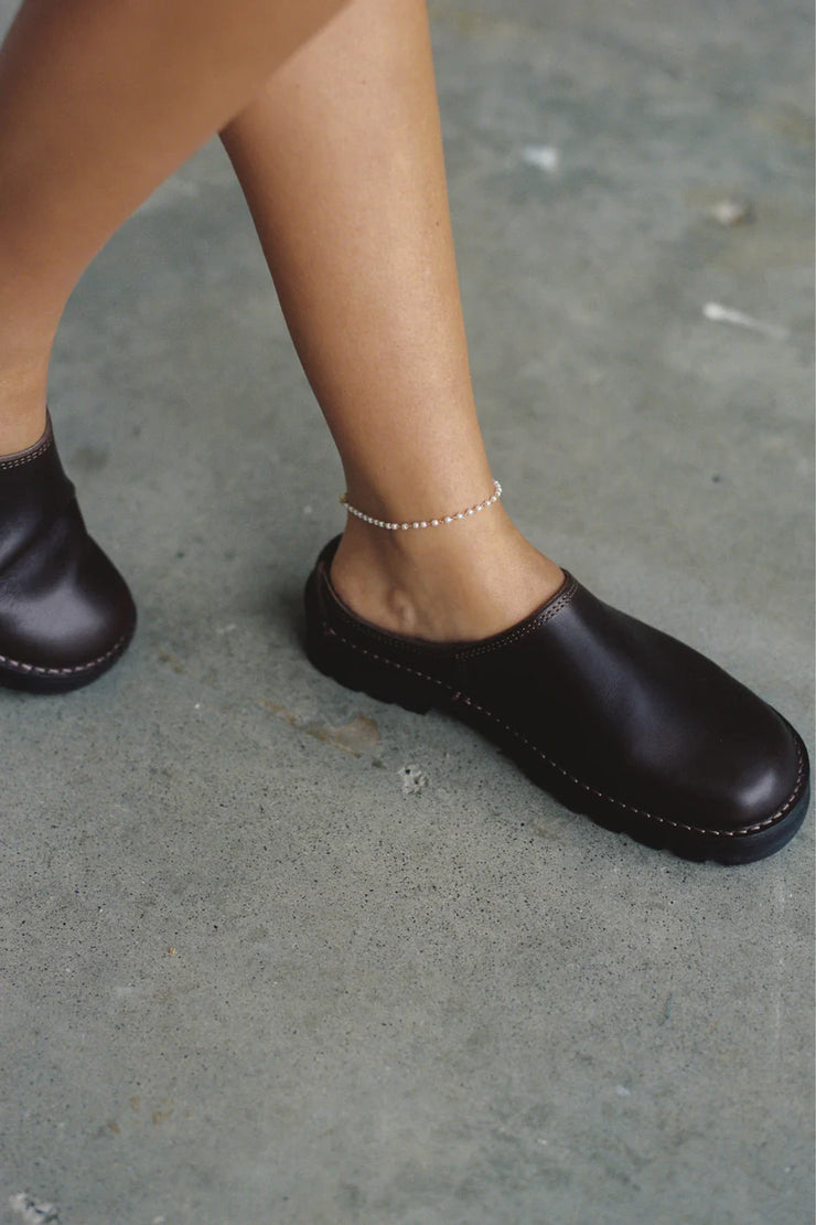 LUV AJ x Commonplace Pearlish Anklet